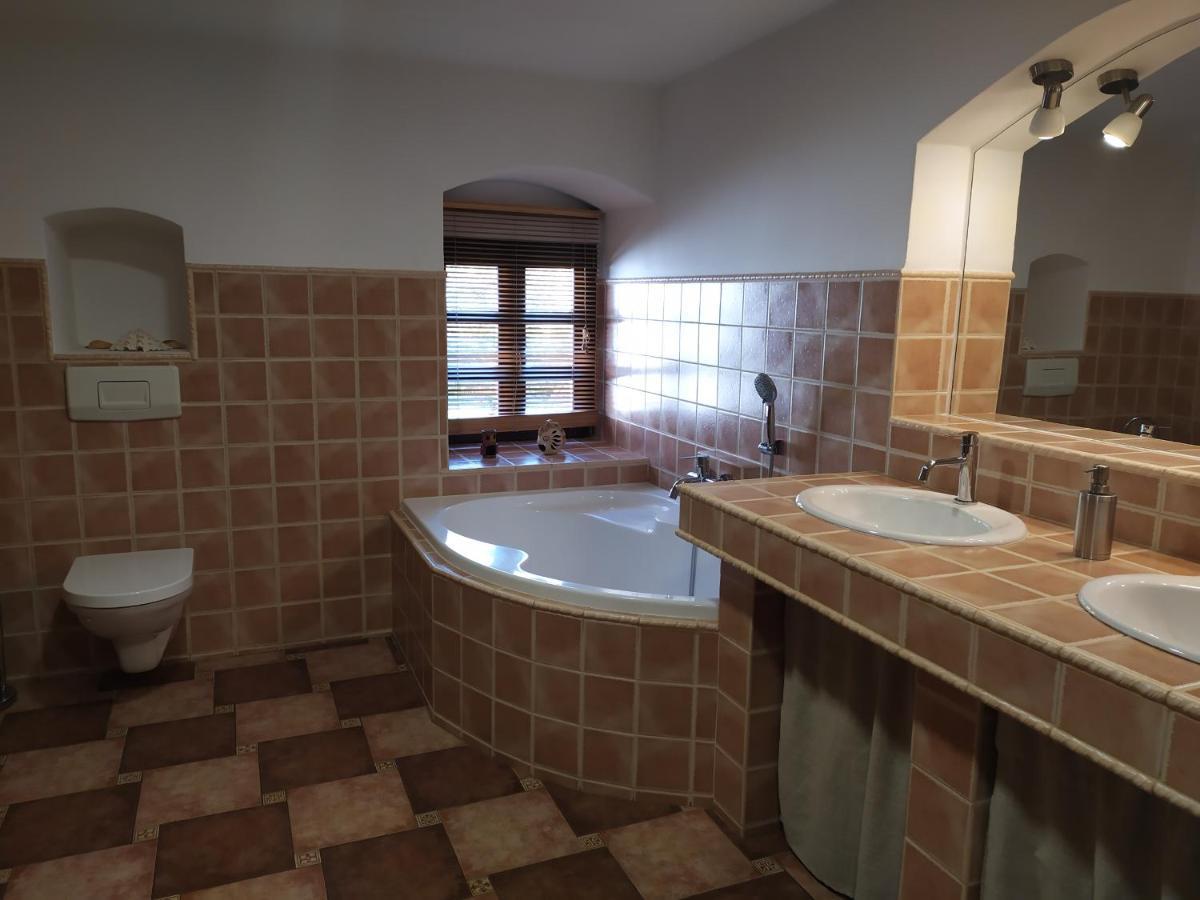 Forest Rustic Apartment Brdy Vesin Екстериор снимка