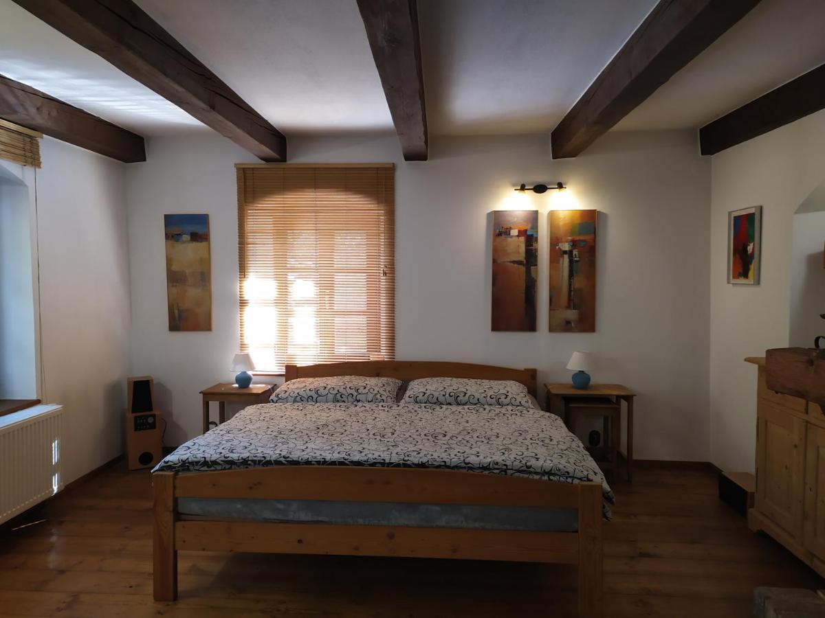 Forest Rustic Apartment Brdy Vesin Екстериор снимка